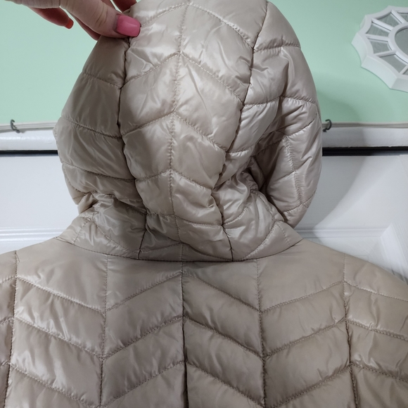 Kenneth Cole New York Hooded Chevron Quilted Puffer Coat Sz L - Picture 12 of 16